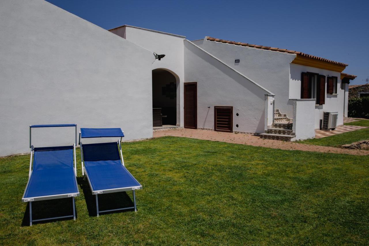 Le Residenze Di Baia Sant'Anna Villa Tanaunella Exterior photo